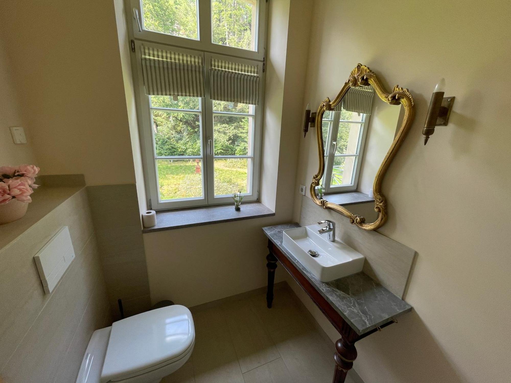 Luxurioese Fewohnung Felsenblick Apartment